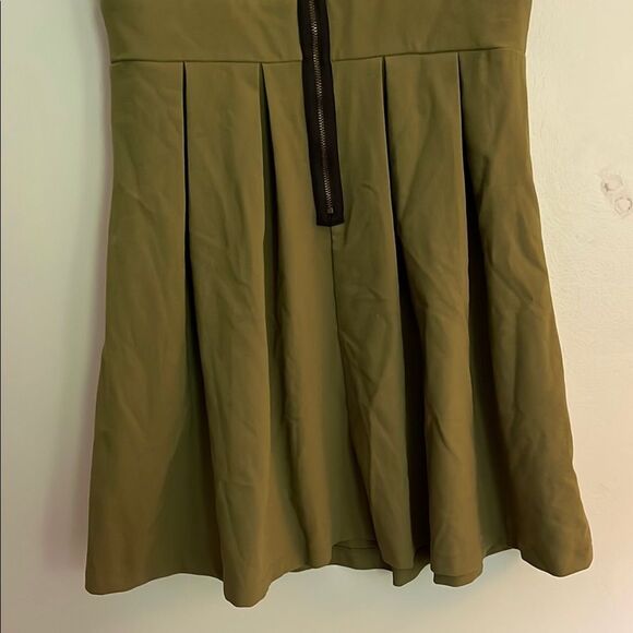 Sunny Girl Green Pleated A-Line Mini Dress size large (fits like medium) - Picture 8 of 11
